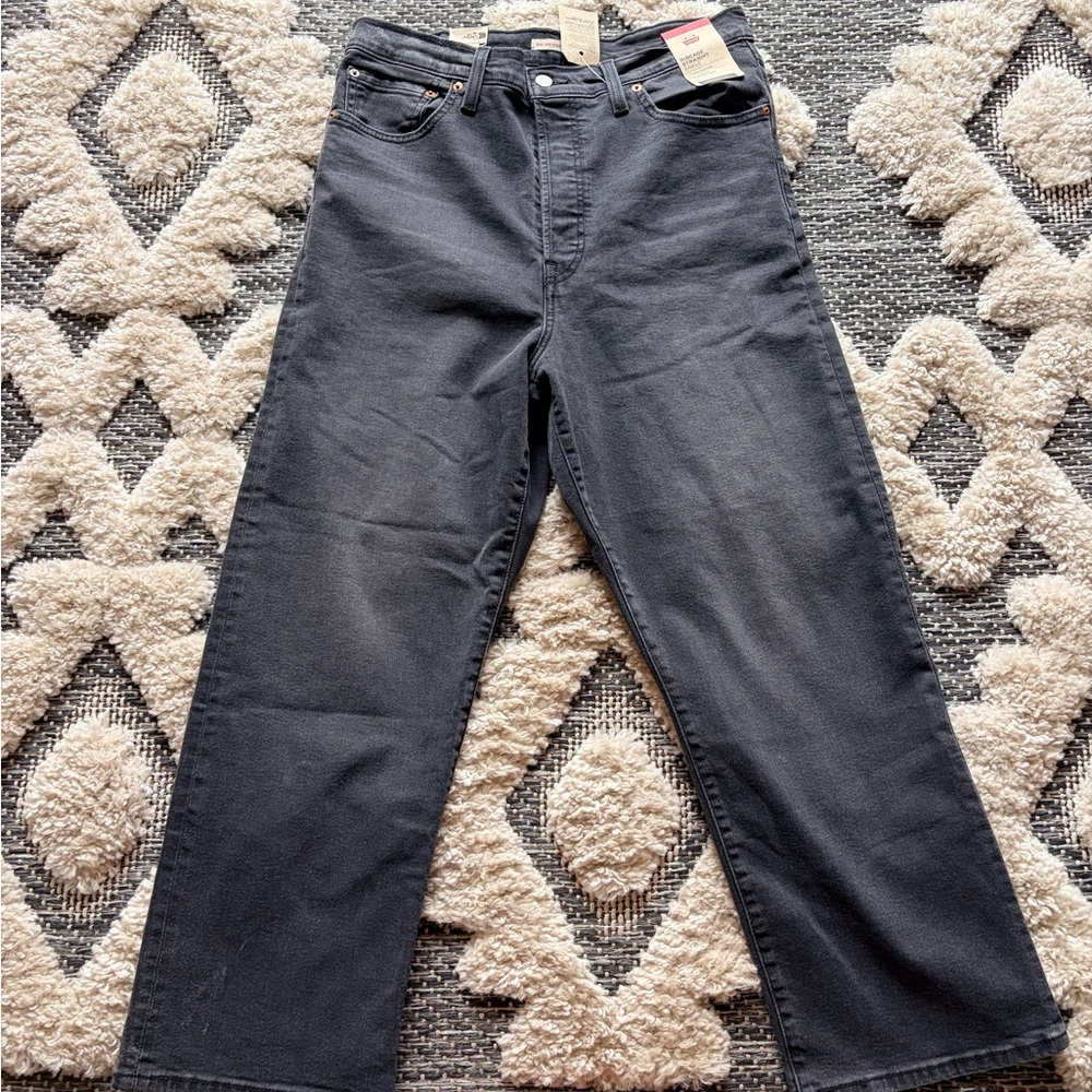 Levi’s $79.50 Ribcage Ankle Straight Womens Black Button Fly Denim Jeans 32x27